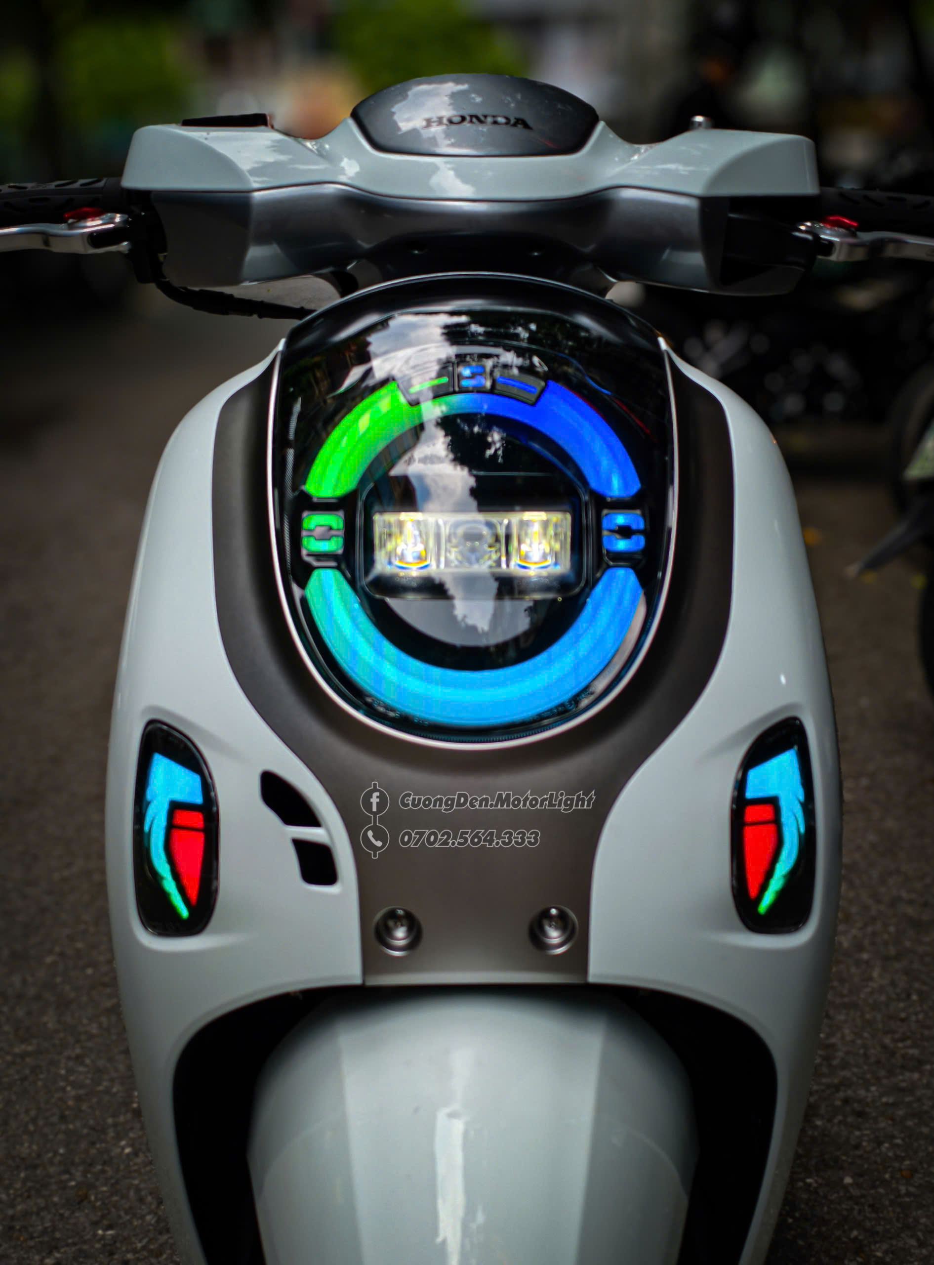 ĐỘC QUYỀN: Nâng Tầm Cá Tính Honda Scoopy 2025 Với Bộ Đèn LED APP Multi-Color Audi Siêu Đỉnh