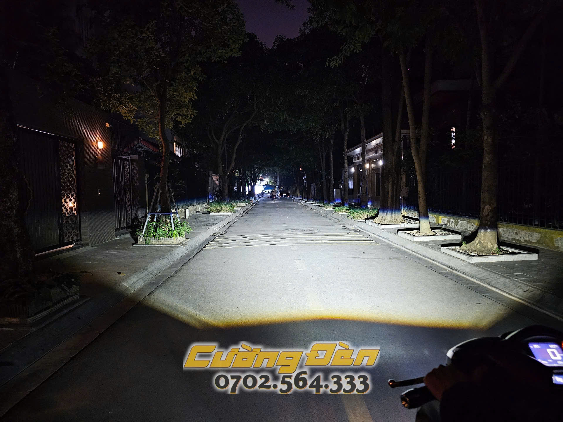 https://cuongden.com/storage/galaxy/3/z6200495940247_82b969541e7d9c448aaad932695be41c.jpg