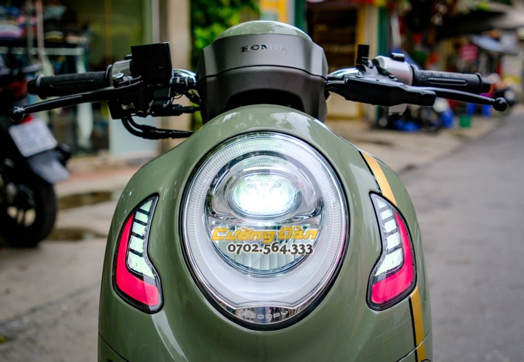 Honda Scoopy độ Audi Demi A8 Pro