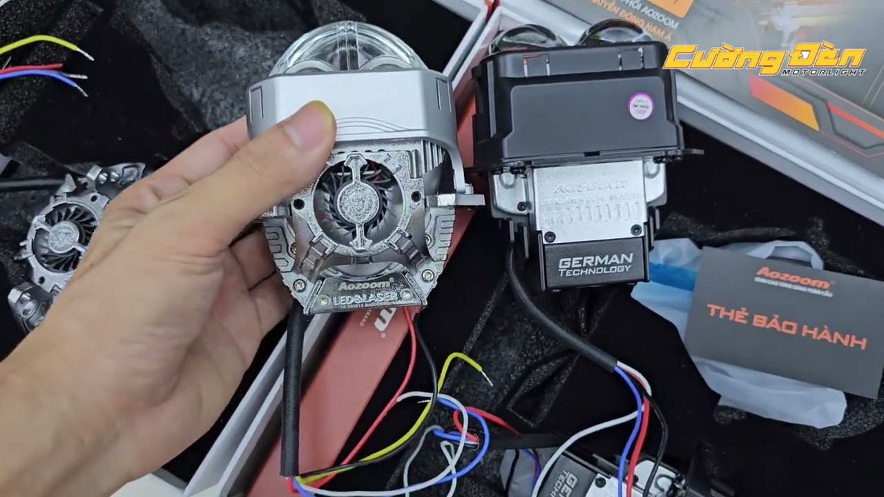 Đập hộp Aozoom Square v2 và Square v3, anh em hóng test sáng trực tiếp không nhỉ?