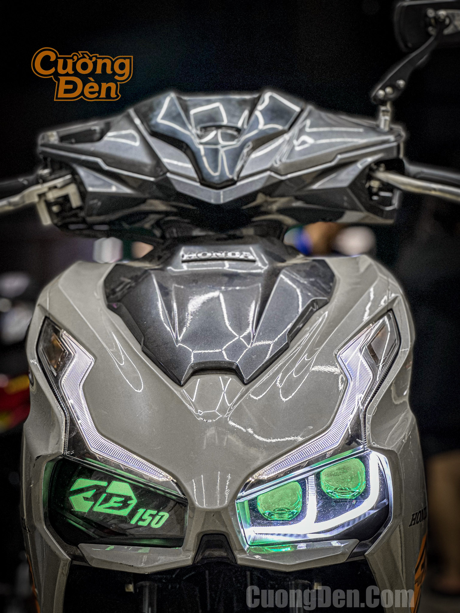 Honda Air Blade Nâng Cấp 2 Bi Cầu Redlighting R+ Mini 30W: Thiết Kế Vòng 3D Độc Đáo, Thẩm Mỹ Cao