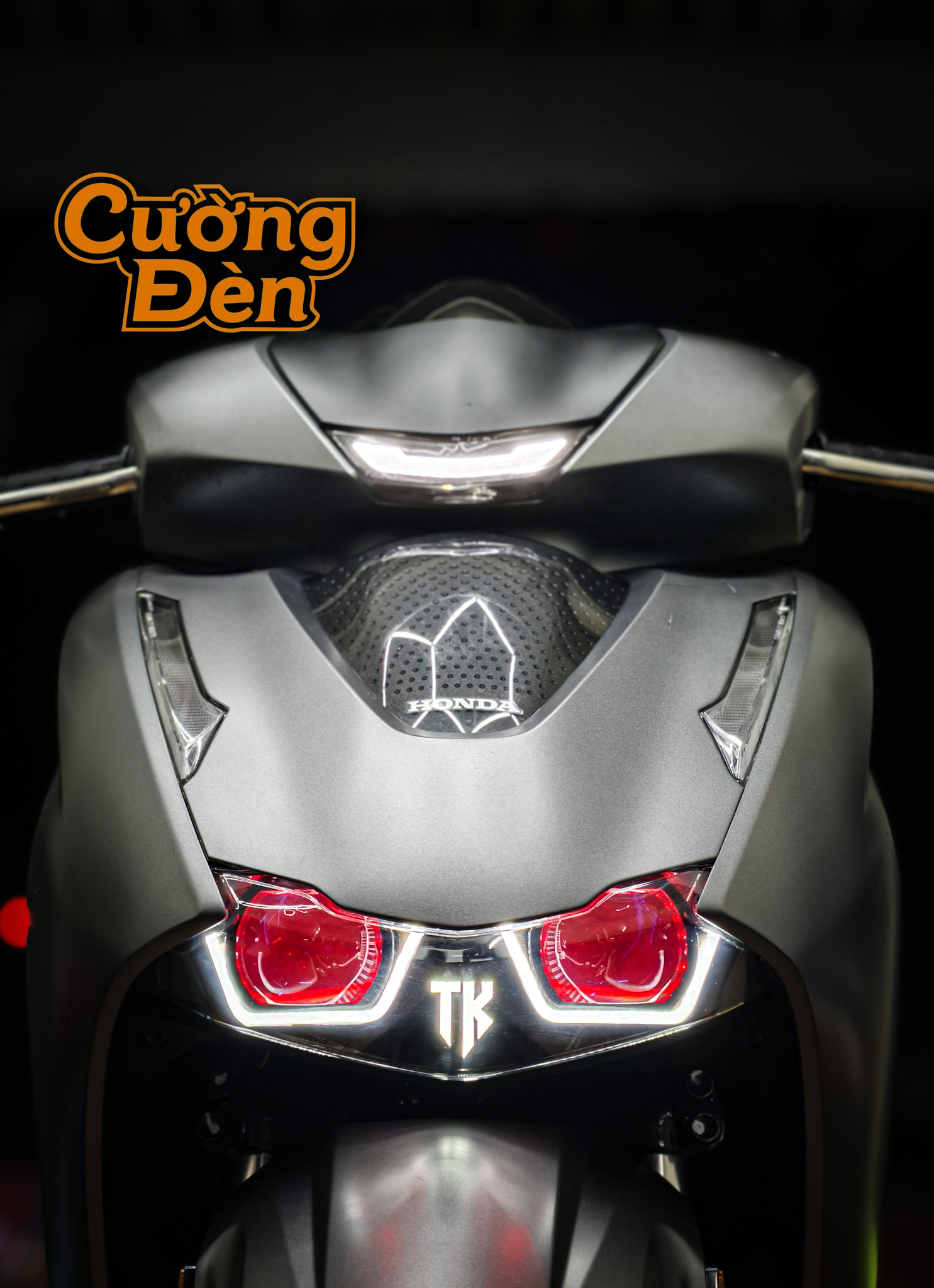 Honda SH 350i 2025 Lột Xác: Độ Bi Titan F150 Pro Square – Công Suất 75W, Cá Nhân Hóa Logo "TK"