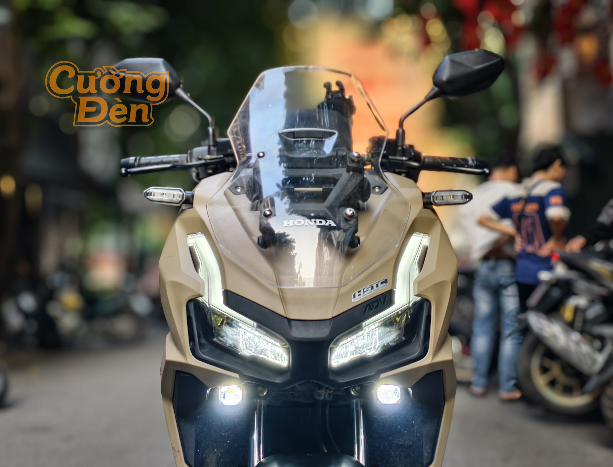Honda ADV160 Độ Đèn Trợ Sáng Titan M10 Plus: Lắp Gầm Pha Kín Đáo, Pad Độc Quyền & Auto Passing