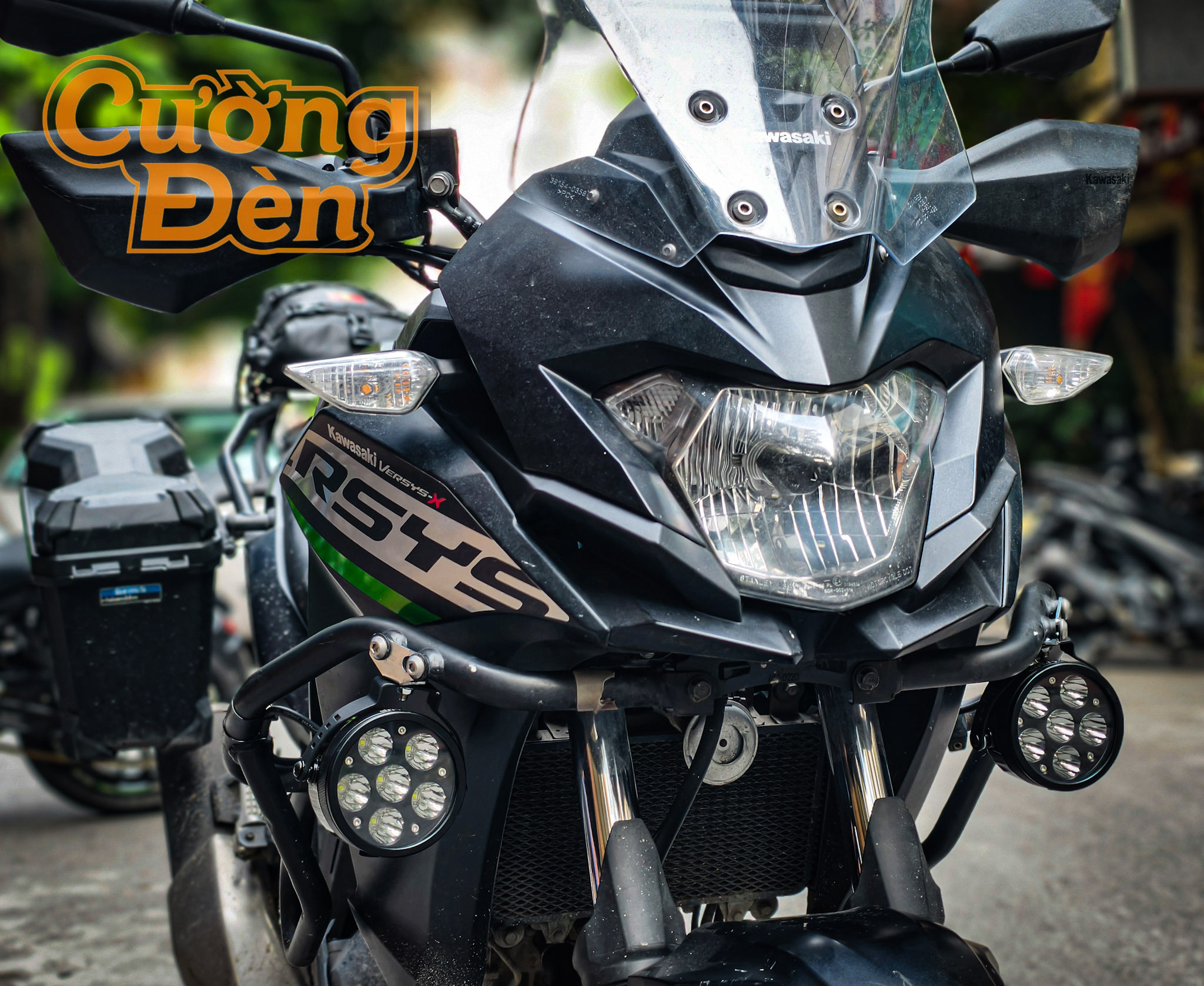 Kawasaki Versys 300 Nâng Cấp Ánh Sáng: Lắp 2 Đèn Trợ Sáng L6x Plus 60W – Chip Luminus, Giắc Cắm PNP