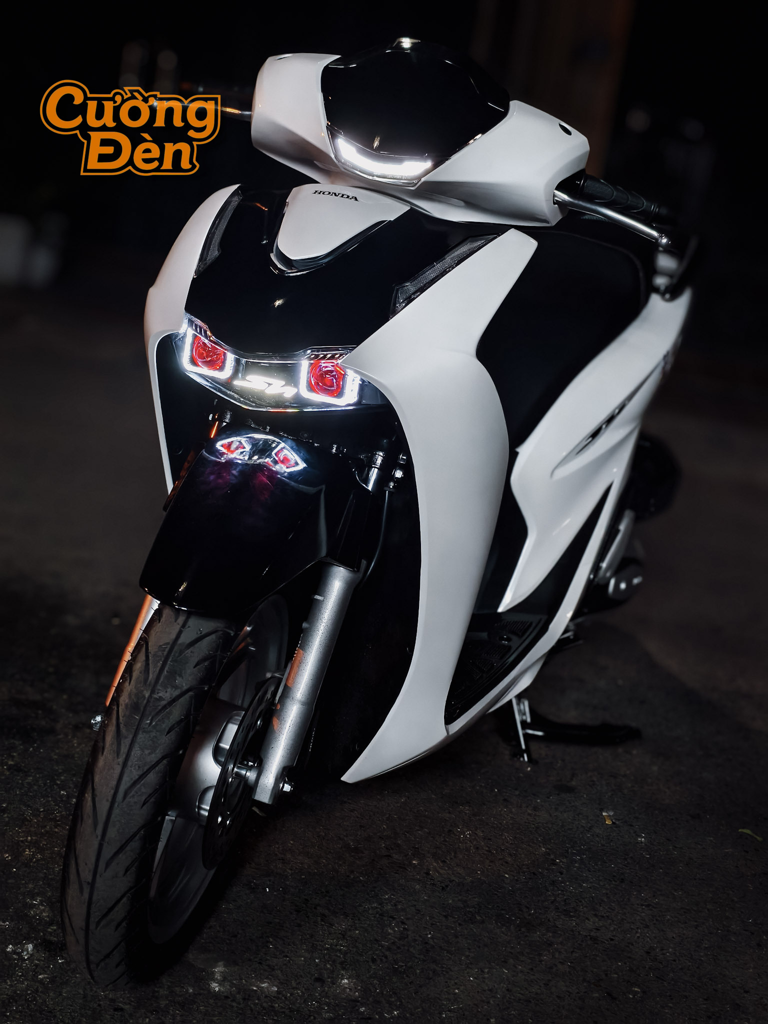 Honda SH 2026 Tạo Xu Hướng Mới: Độ Cặp Bi Cầu COPAX 1.5 Inch – Vẻ Đẹp "Lạ", Công Suất 55W Siêu Sáng