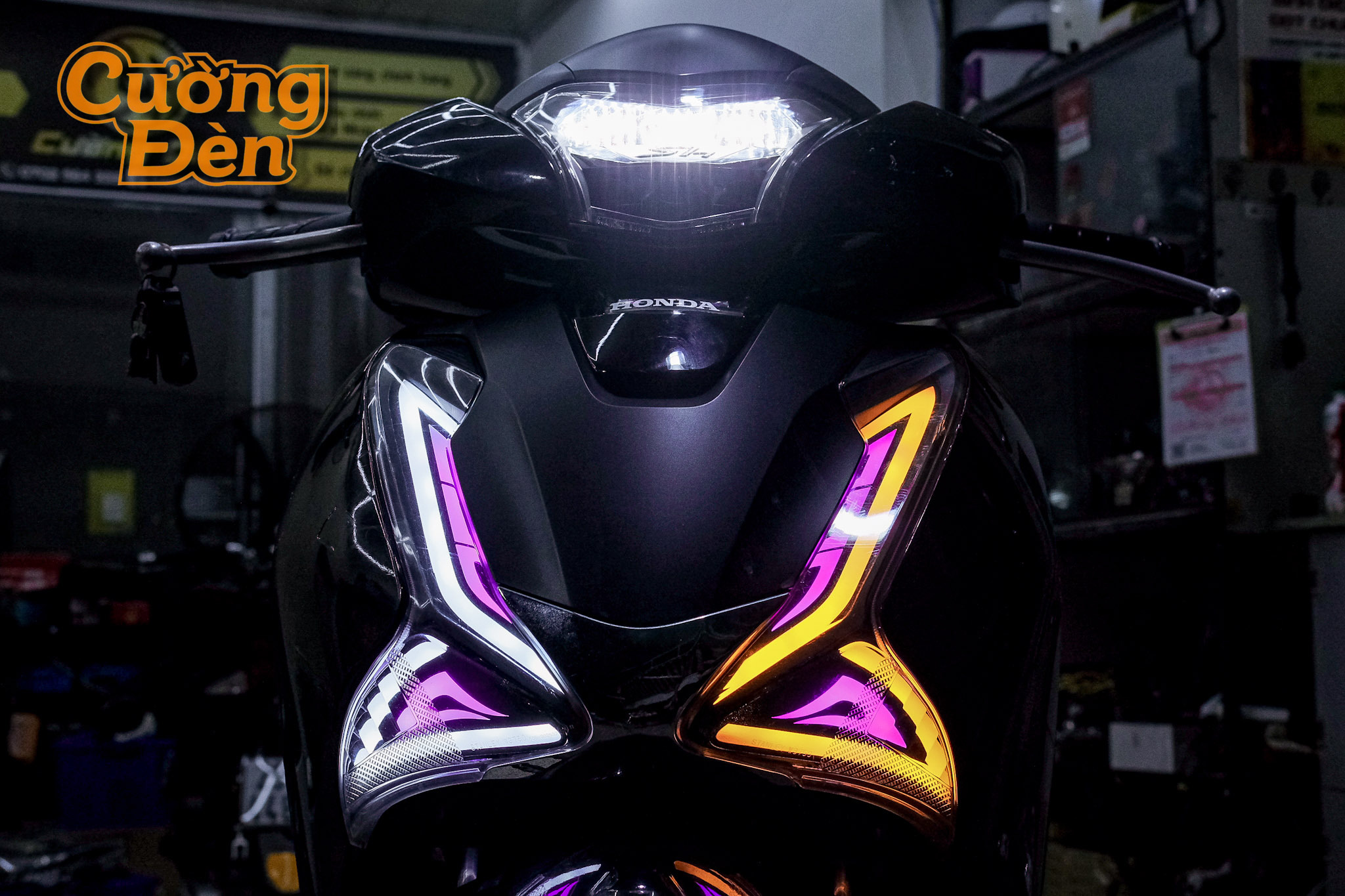 SH Độ Xi Nhan Full Dải Cánh Bướm, Đổi Màu APP & Audi A7 | BH 12 Tháng