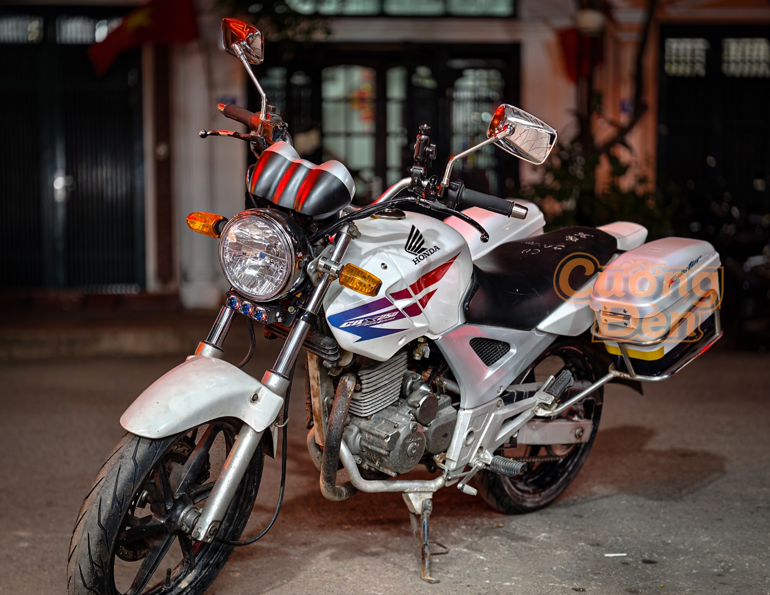 CB250 độ đèn trợ sáng HCL TS v3