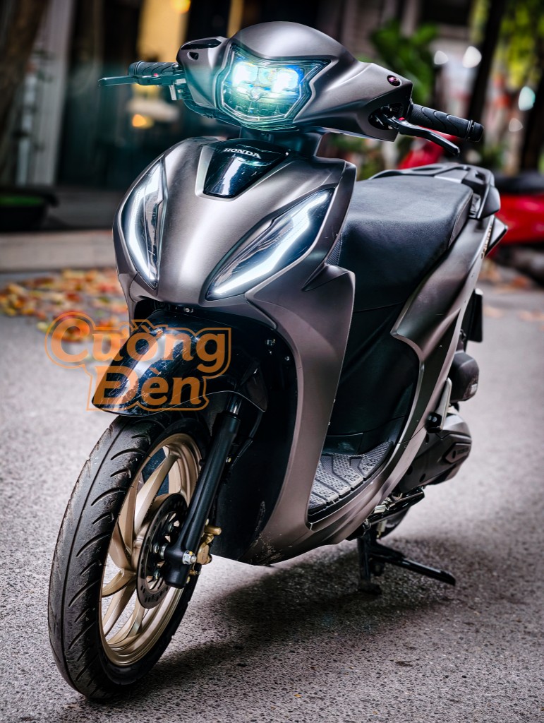 Honda Vision nâng cấp đèn trợ sáng vào pha đèn Zhipat
