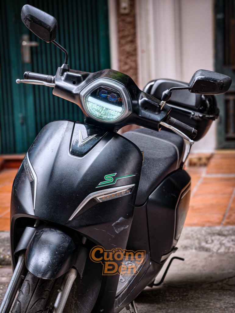 Vinfast Klara nâng cấp đèn trợ sáng bi cầu Aozoom Ex2 giữ đèn Cos nguyên bản