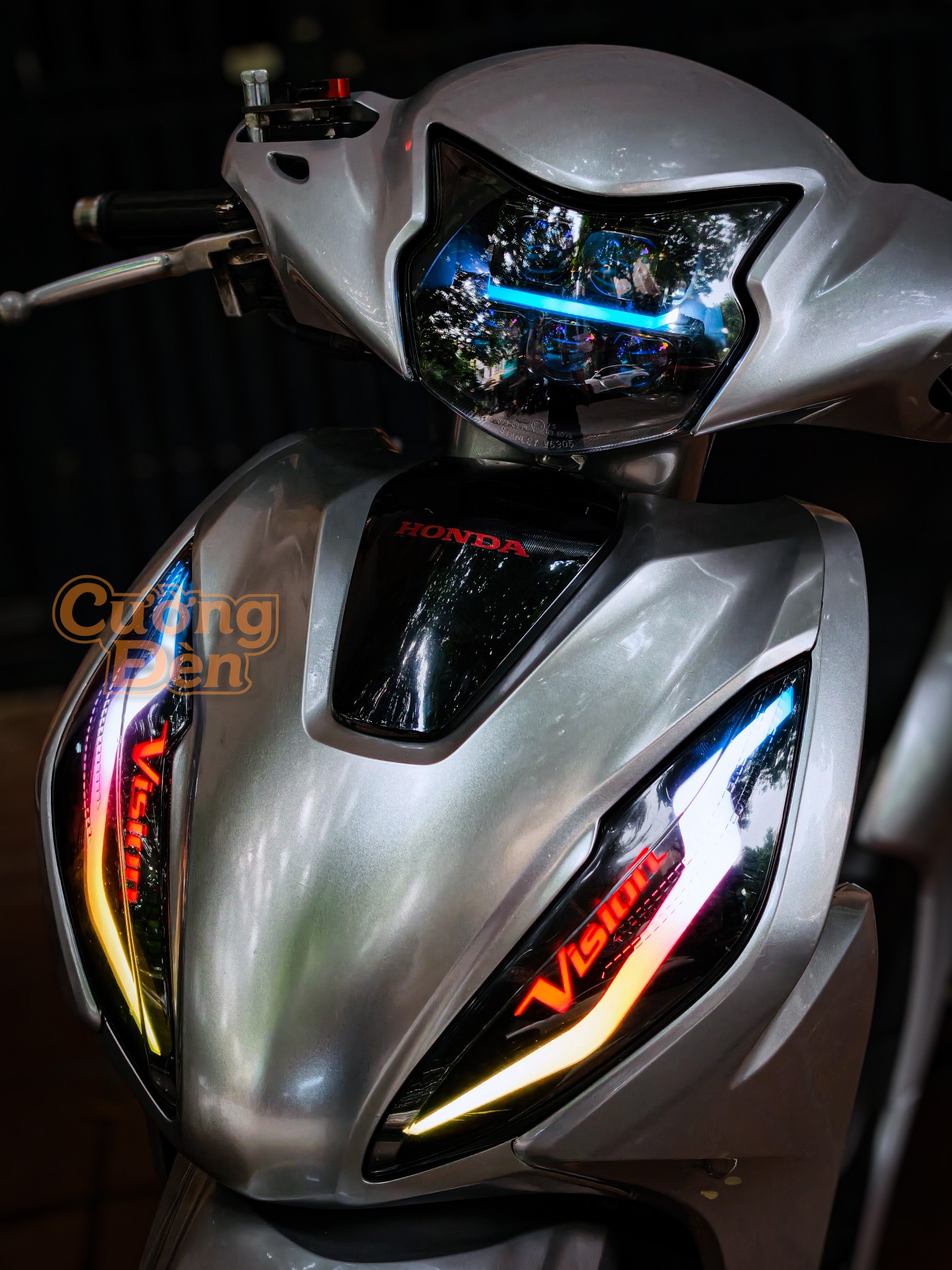 Xe Vision độ bi cầu 5 mắt Aozoom Ex2 và HCL TS v3 và Combo Audi trước sau cực đẹp